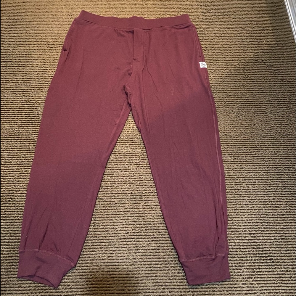Men’s Burgundy Joggers. Size Large.